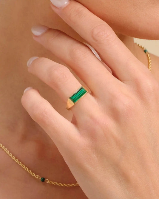 Womens Beveled Malachite Signet Ring